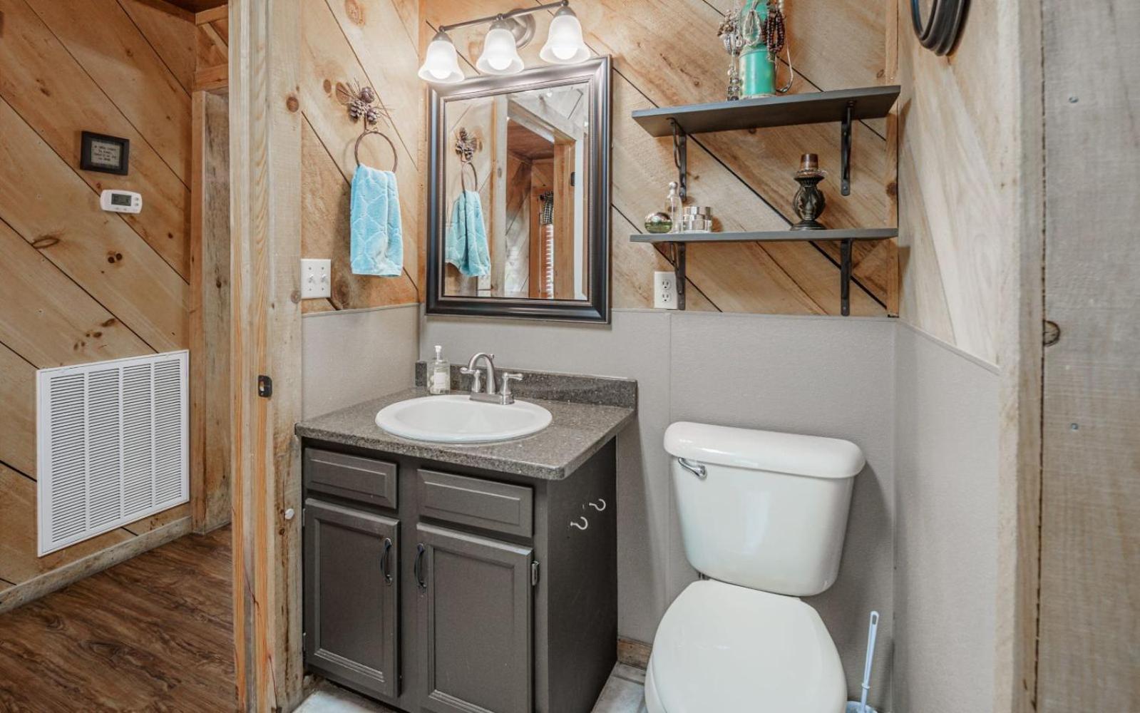 Wooded Bliss Hot Tub Single Level Cabin With No Steps Rocking Chairs And Wooded Views Pigeon Forge Kültér fotó