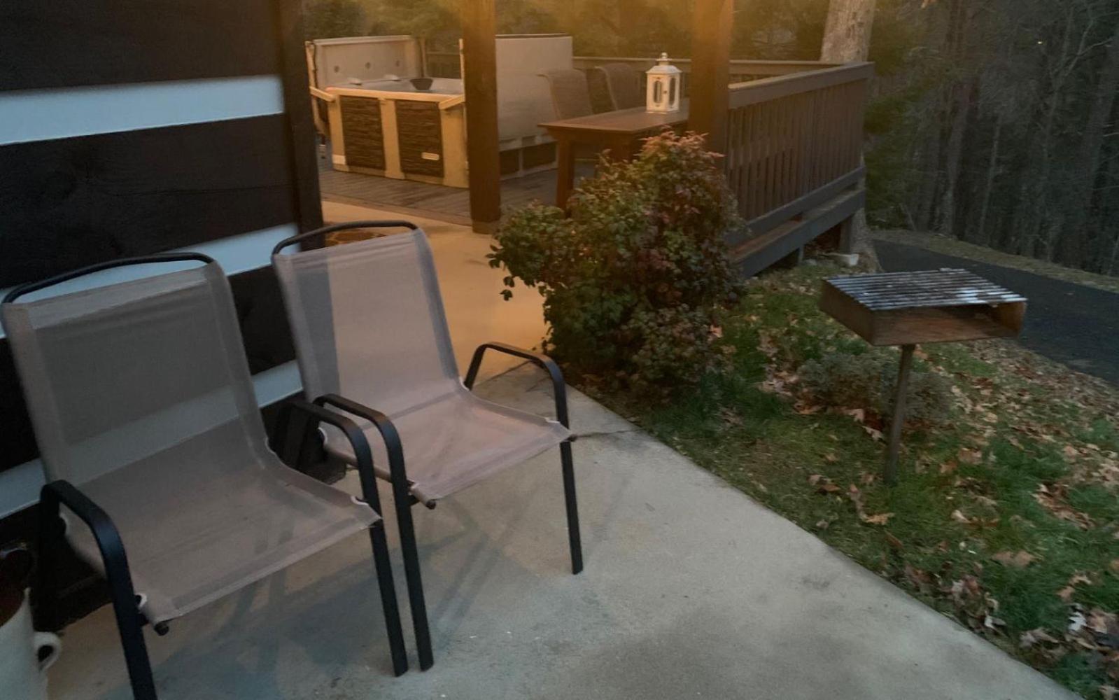 Wooded Bliss Hot Tub Single Level Cabin With No Steps Rocking Chairs And Wooded Views Pigeon Forge Kültér fotó