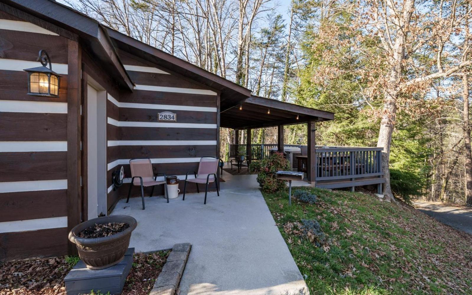Wooded Bliss Hot Tub Single Level Cabin With No Steps Rocking Chairs And Wooded Views Pigeon Forge Kültér fotó